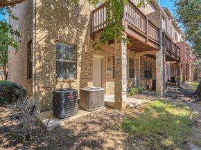 1542  Biltmore Lane , Irving Texas 75063