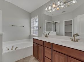 1542  Biltmore Lane , Irving Texas 75063