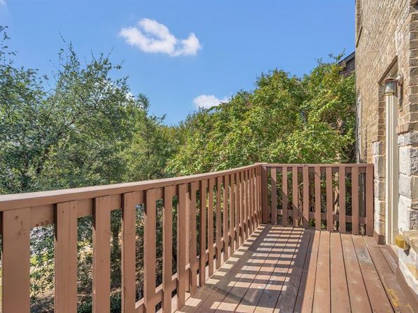 1542  Biltmore Lane , Irving Texas 75063