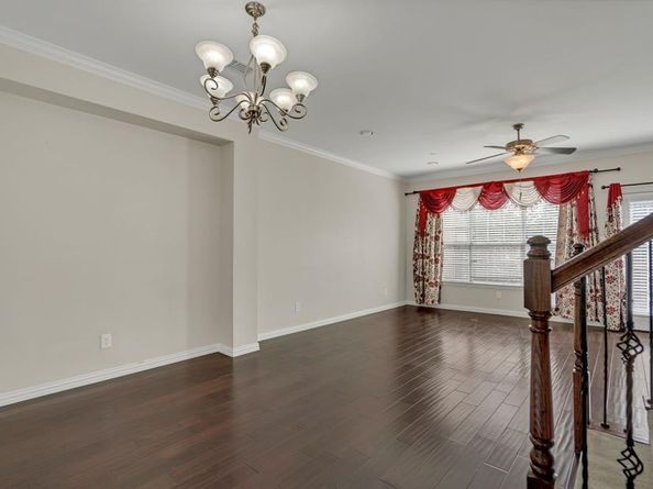 1542  Biltmore Lane , Irving Texas 75063