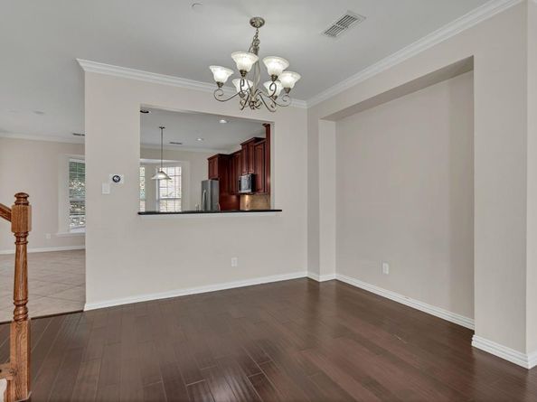1542  Biltmore Lane , Irving Texas 75063