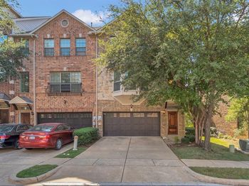 1542  Biltmore Lane 
