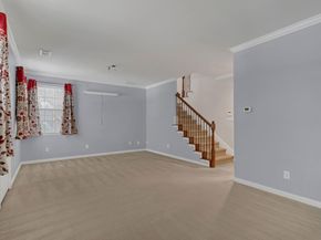 1542  Biltmore Lane , Irving Texas 75063