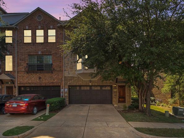 1542  Biltmore Lane , Irving Texas 75063