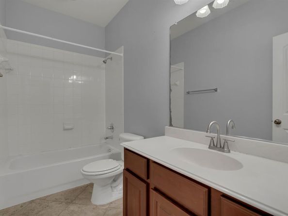 1542  Biltmore Lane , Irving Texas 75063