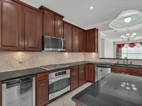 1542  Biltmore Lane , Irving Texas 75063