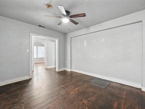 2813 E Rosedale Street , Fort Worth Texas 76105