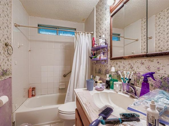 1513  Murray Drive , Garland Texas 75042