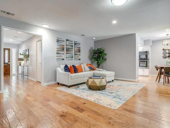 816  Glenview Drive , Irving Texas 75061