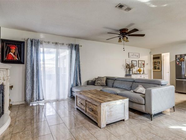 10523  Castlerock Drive , Dallas Texas 75217