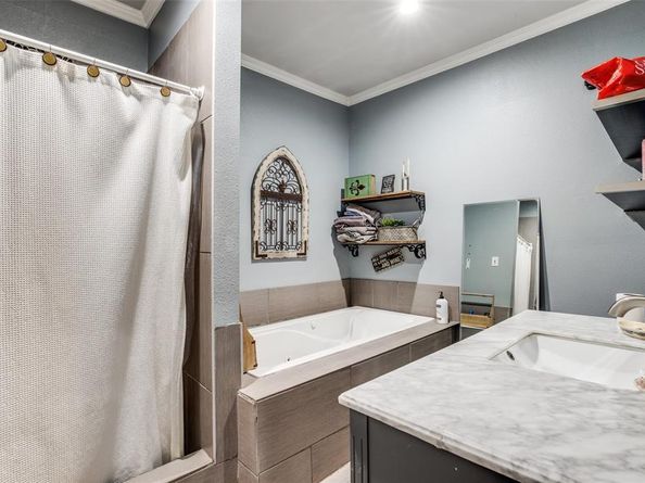10523  Castlerock Drive , Dallas Texas 75217