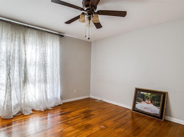 10523  Castlerock Drive , Dallas Texas 75217
