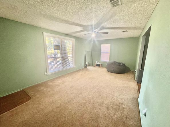 7116  Bowman Springs Road , Arlington Texas 76016
