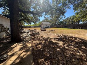 7116  Bowman Springs Road , Arlington Texas 76016