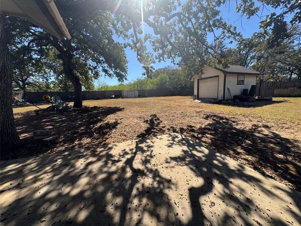 7116  Bowman Springs Road , Arlington Texas 76016