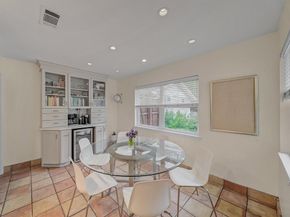 6537  Linden Lane , Dallas Texas 75230