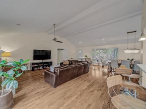 6537  Linden Lane , Dallas Texas 75230