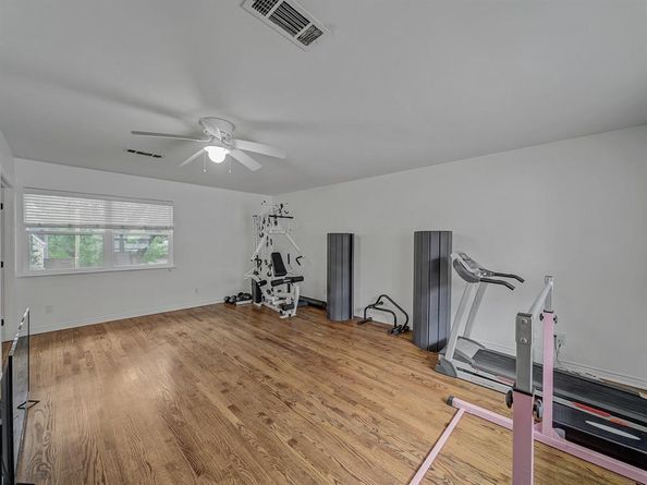 6537  Linden Lane , Dallas Texas 75230