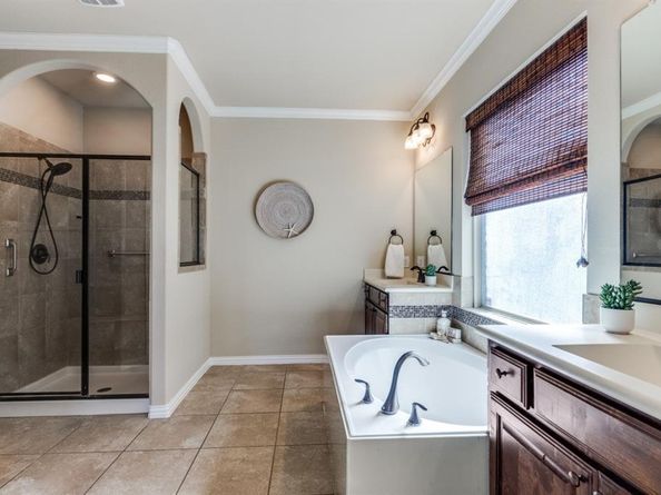 9650  Amberwoods Lane , Frisco Texas 75035