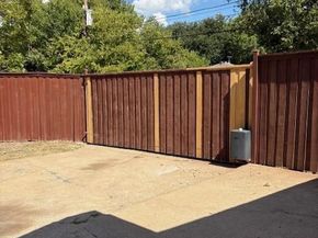 5011 W UNIVERSITY Boulevard , Dallas Texas 75209