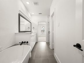 405  Newpark Boulevard , DeSoto Texas 75115