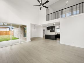 405  Newpark Boulevard , DeSoto Texas 75115