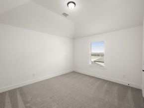 405  Newpark Boulevard , DeSoto Texas 75115