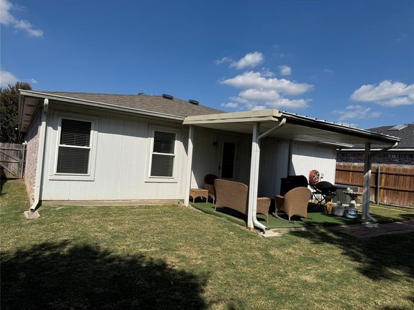 8012  Iris Circle , Fort Worth Texas 76137
