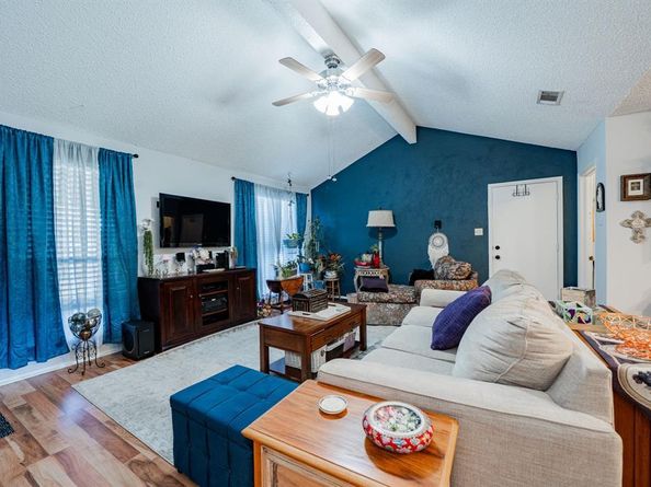 923  Courtney Drive , Mesquite Texas 75150