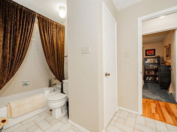 923  Courtney Drive , Mesquite Texas 75150