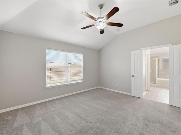 640  Swift Current Drive , Crowley Texas 76036