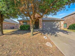 640  Swift Current Drive , Crowley Texas 76036