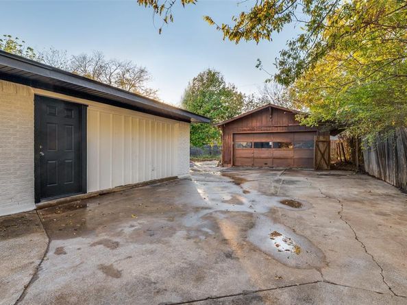 605  Ray Andra Drive , DeSoto Texas 75115