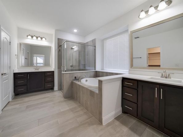 2804  Creekhollow Court , Denton Texas 76226