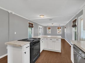 1815 N Riverside Drive , Fort Worth Texas 76111