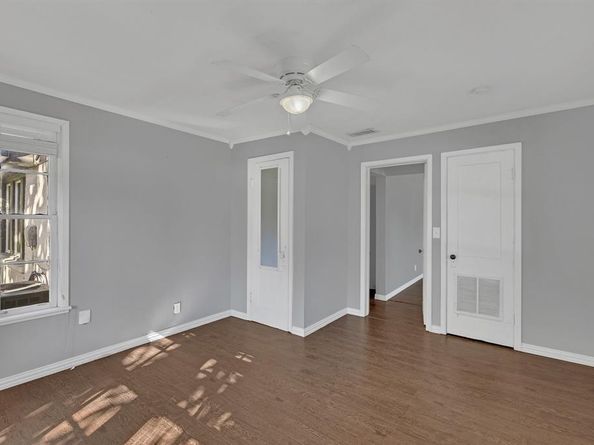 1815 N Riverside Drive , Fort Worth Texas 76111