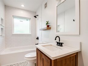 1848  Naylor Street , Dallas Texas 75228