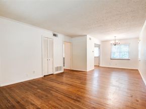 1848  Naylor Street , Dallas Texas 75228