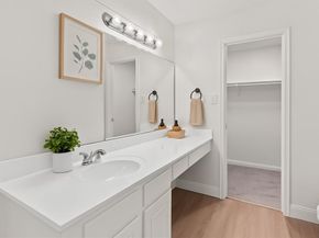 7802  Calgary Lane , Arlington Texas 76001