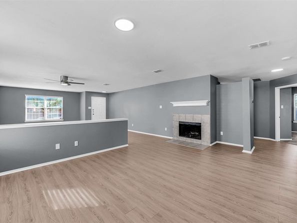 7802  Calgary Lane , Arlington Texas 76001