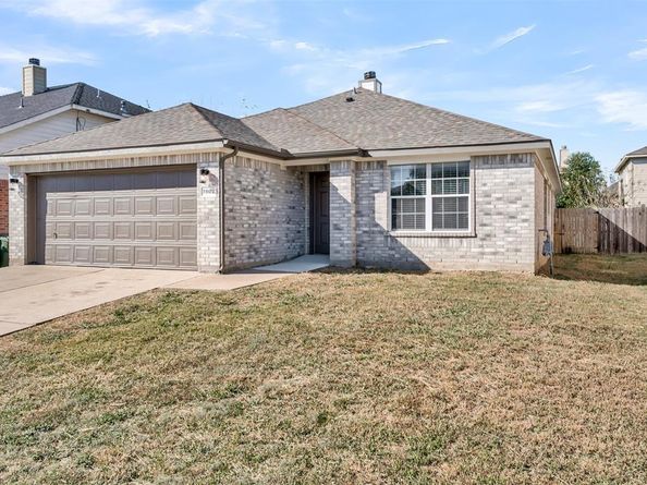 7802  Calgary Lane , Arlington Texas 76001