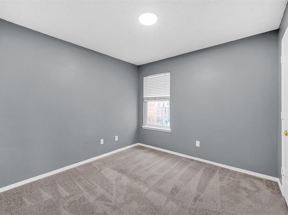 7802  Calgary Lane , Arlington Texas 76001