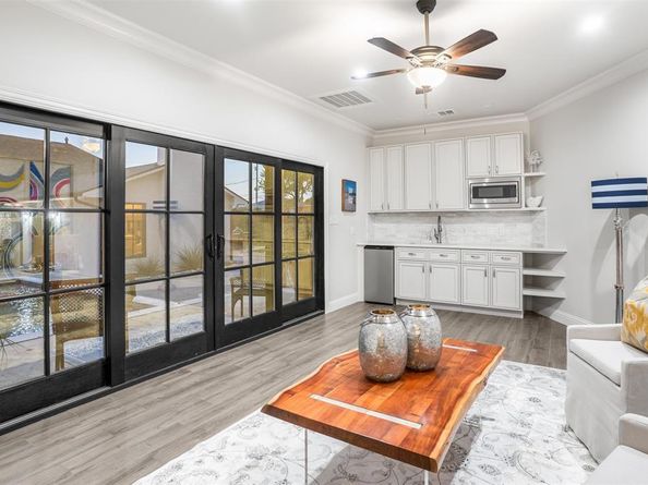 3922  Inwood Road , Dallas Texas 75209