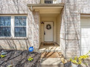 7935  Faithful Trail , Dallas Texas 75237