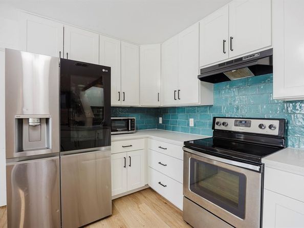 7935  Faithful Trail , Dallas Texas 75237