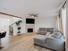 7935  Faithful Trail , Dallas Texas 75237