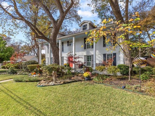 9027  Mercer Drive , Dallas Texas 75228