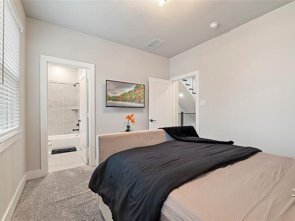 2656  El Camino Lane , Dallas Texas 75212