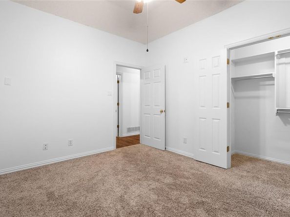 1516  Creekside Drive , Mansfield Texas 76063