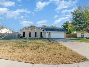 2304  Greenwood Circle , Carrollton Texas 75006